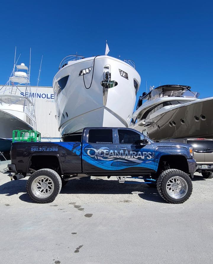 Custom Boat Wraps