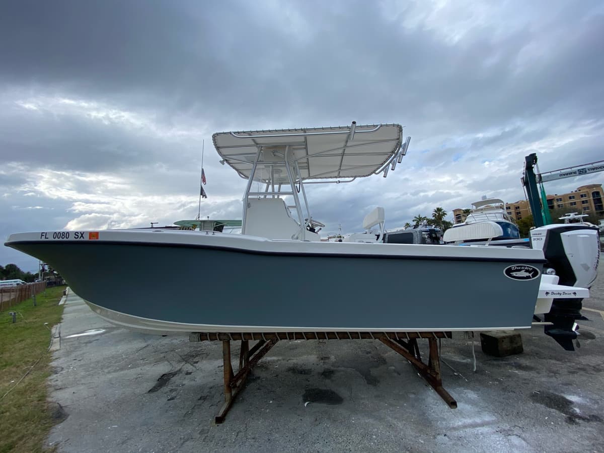 Boats with wraps - Miami FL professional wrap artists at work